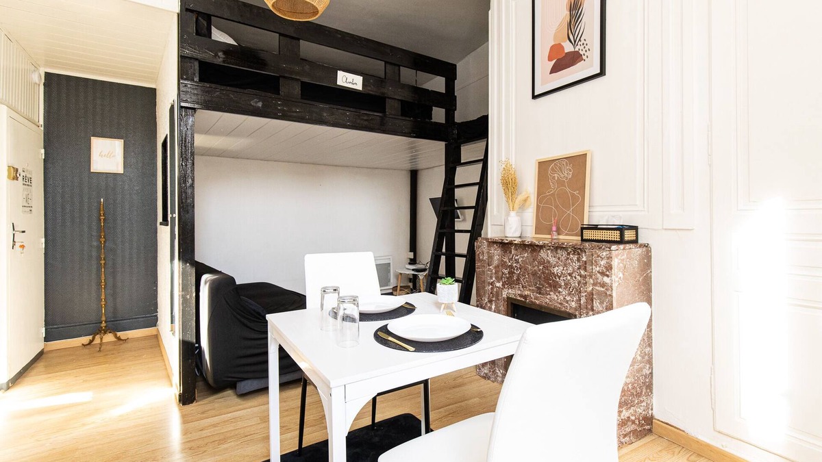 Chalons-en-Champagne Apartment | Charmant Studio