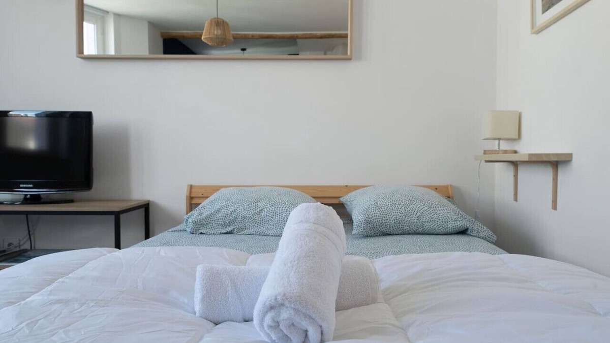 Quartier de France Apartment | Charmant studio - proximité parcs et plan d’eau