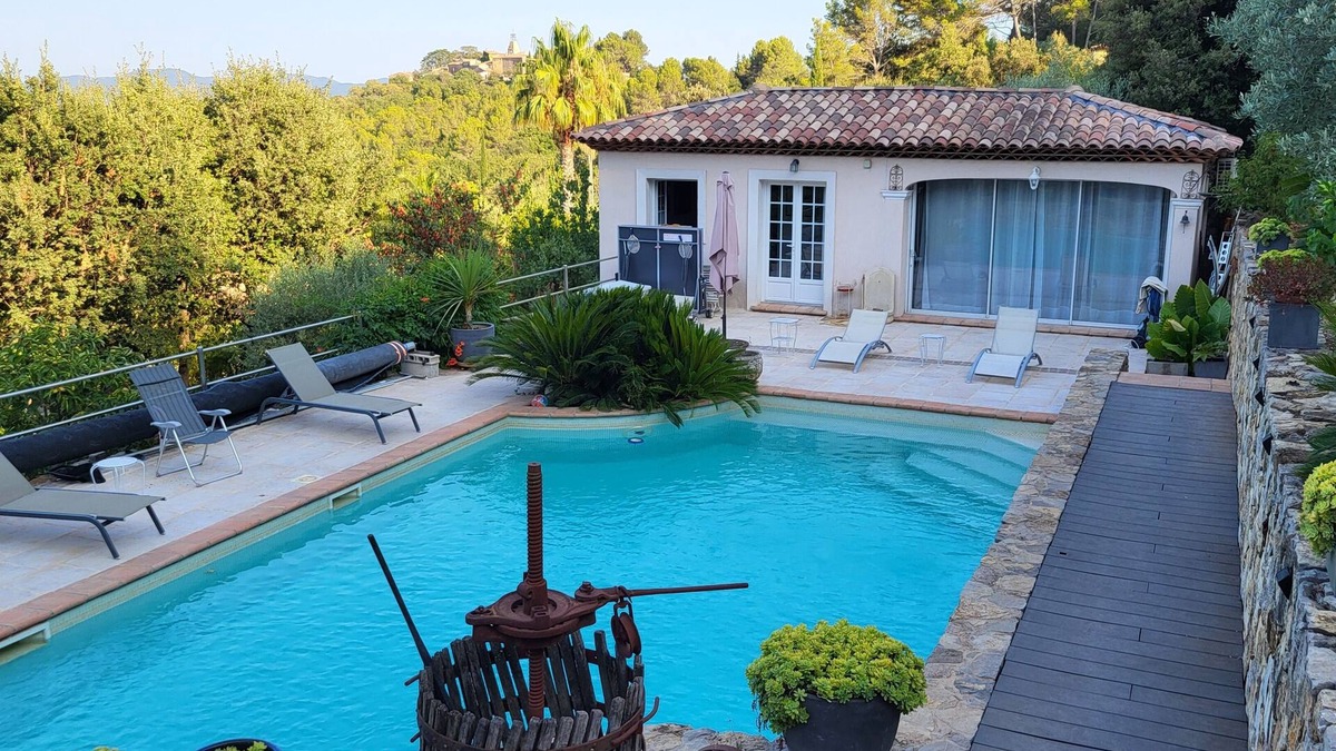 Le Cannet-des-Maures House | Charmant T2 Entouré D'un Écrin de Verdure, Aspirant au Calme et la Détente