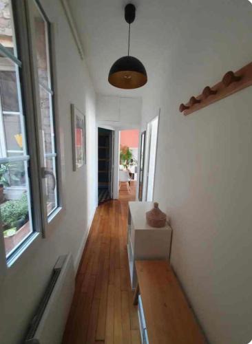 Poissy Apartment | Charmant T2 avec cachet - Au cœur de Poissy & à 20 min de Paris !