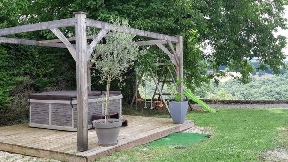 Tamnies Bed & Breakfast | Charmante Chambres D'hôtes Dans le Périgord Noir au Cœur D'un Ancien Prieuré