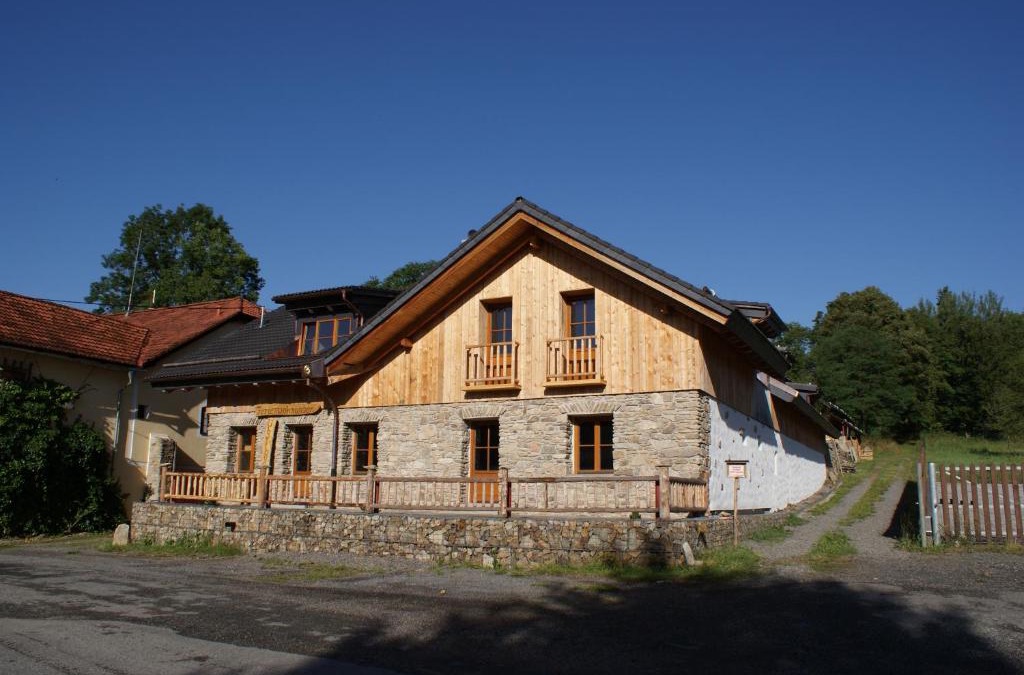 Kasperske Hory Apartment | Charmante Ferienwohnung im Landhausstil