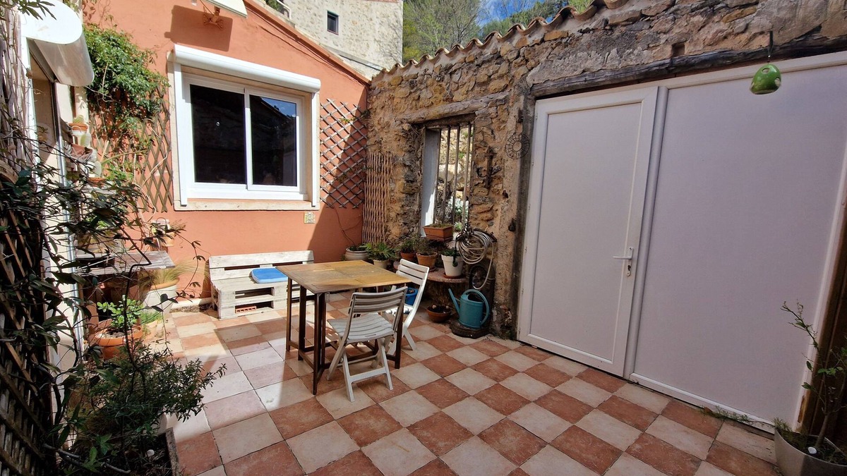 Fraisse-des-Corbieres House | Charmante Maison Dans les Corbières, à 20 km de la Mer. Animaux Acceptés