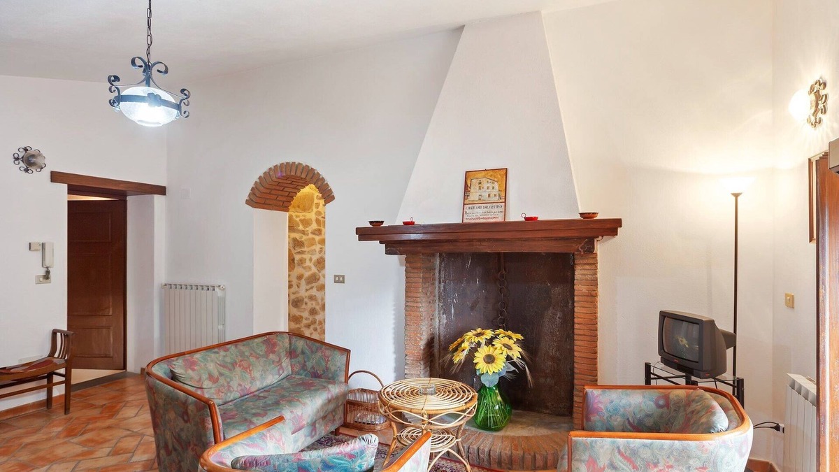 San Valentino House | Charmante Home with Garden