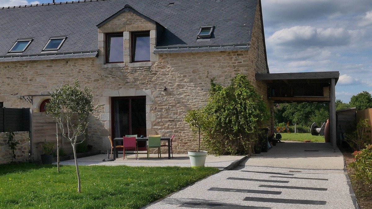 Surzur House | Charmante Longére