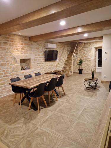 Chatillon-sur-Seine Apartment | Charmante maison de ville