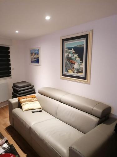 Bains-sur-Oust House | Charmante maison de vacances 45 minutes des plages