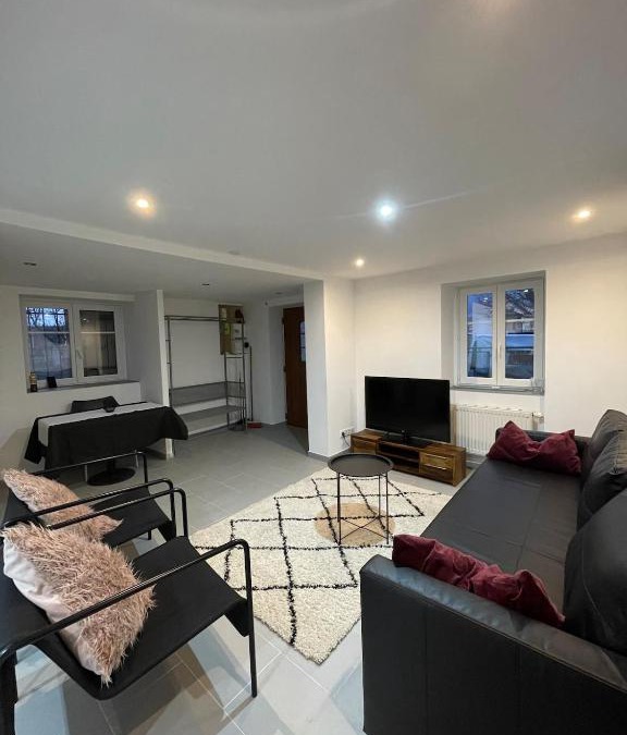 Ottmarsheim Apartment | Charmante maison