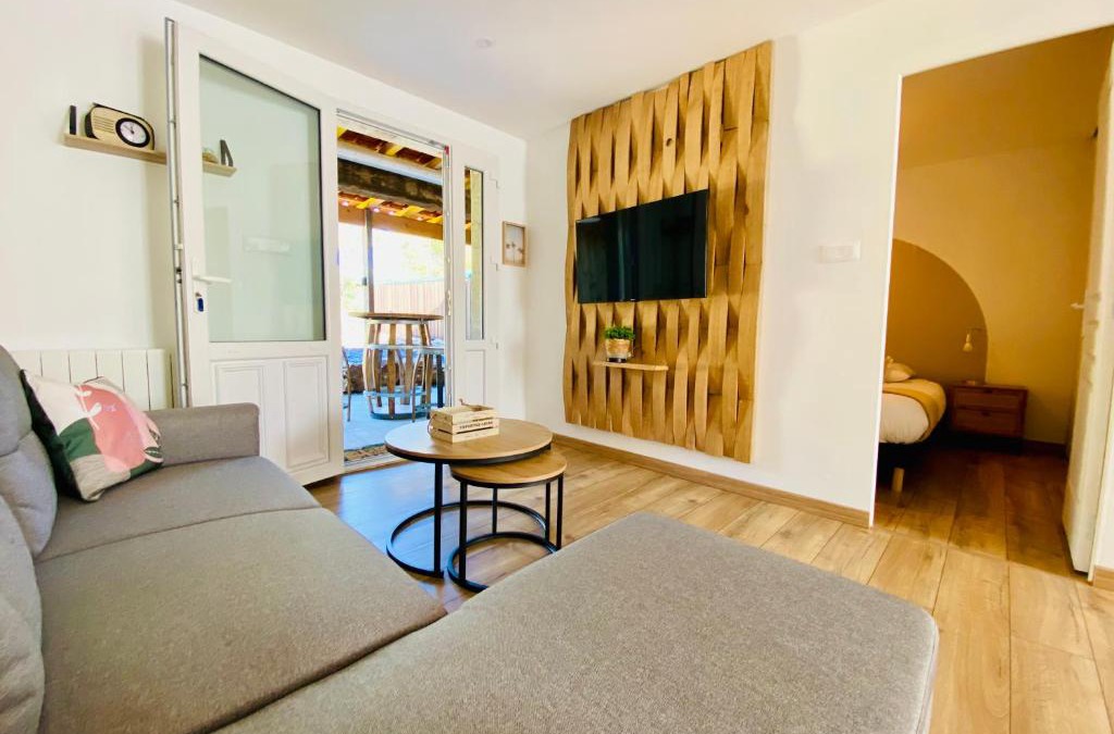 Julienne Apartment | Charmante MAISON Lumineuse, Chaleureuse et confortable