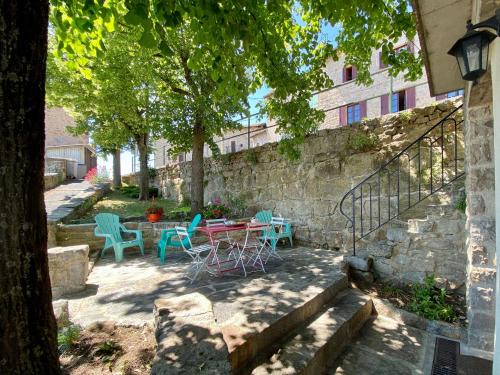 Val-des-Marais House | Charmante maisonnette à Blavozy, proche du Puy-en-Velay, avec terrasse privative, WiFi, et parking - FR-1-582-57