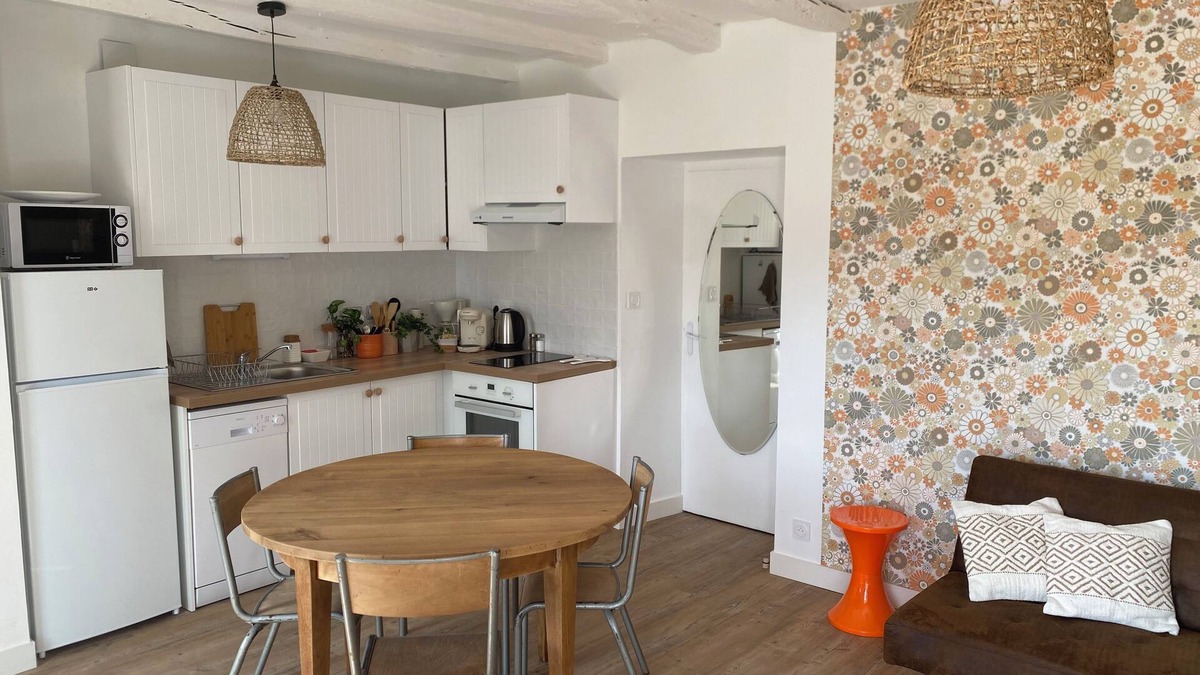 Mortagne-sur-Sevre House | Charmante Petite Maison à 10 mn du puy du fou et 1h des Plages Vendéennes