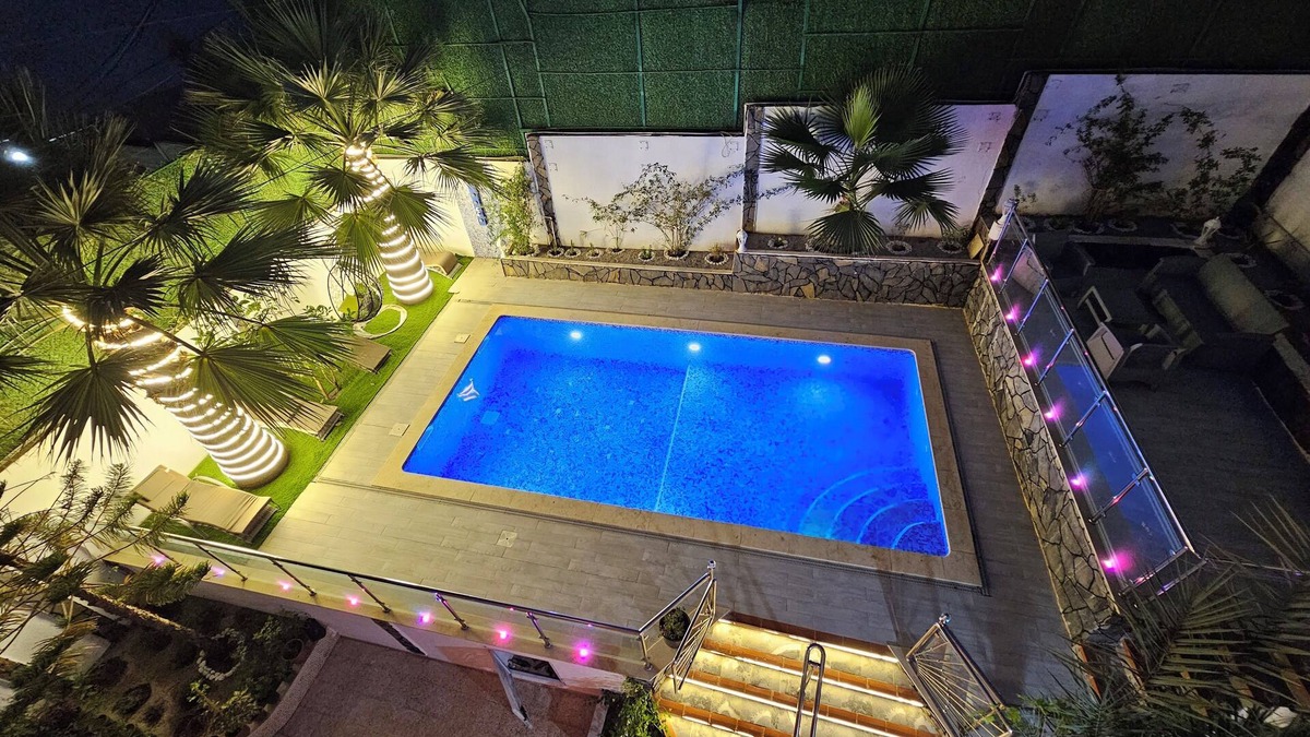 Beni Ksila Villa | Charmante Villa la Rose Avec Piscine à Beni Ksila Bejaia, p/d L'eau