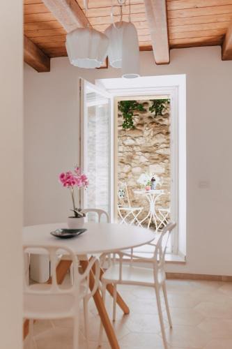 Centro Storico Apartment | Charme in Centro with private parking
