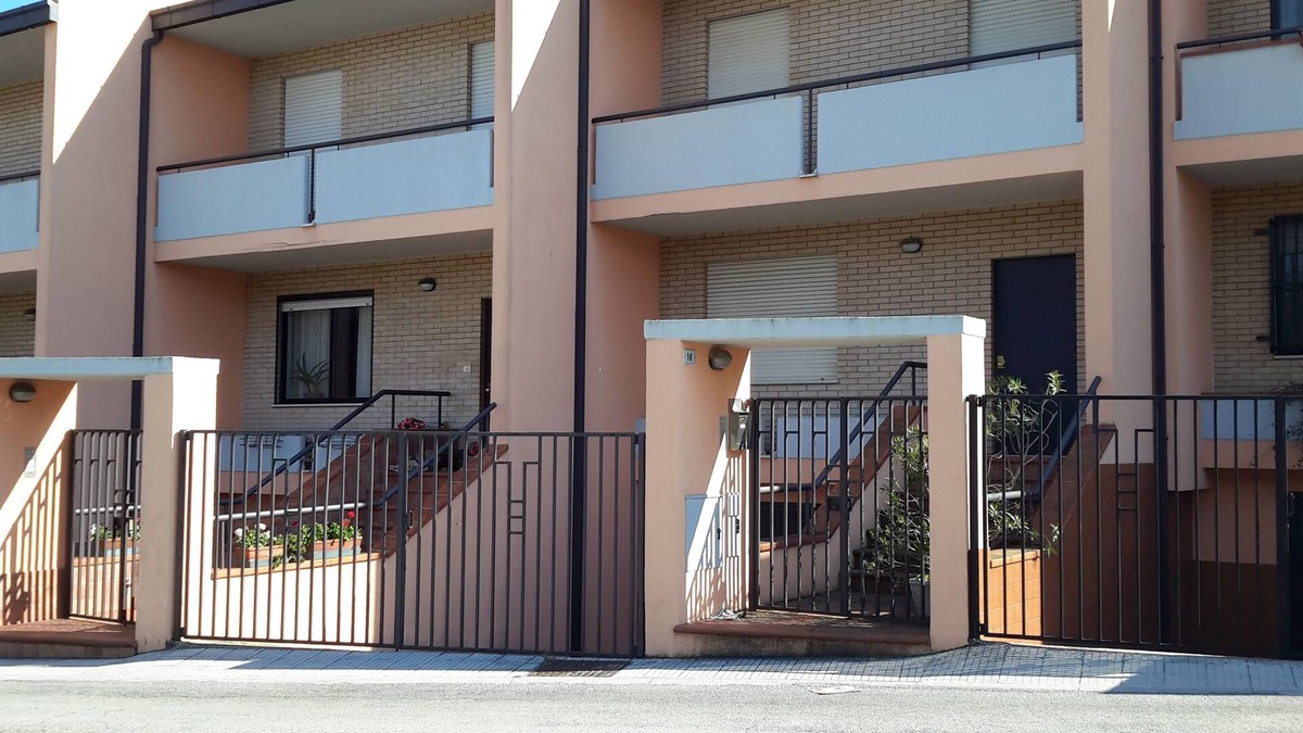 Lanciano Villa | CHARME VILLETTA IN CENTER TOWN CIN IT069046C2EMGJNBV5