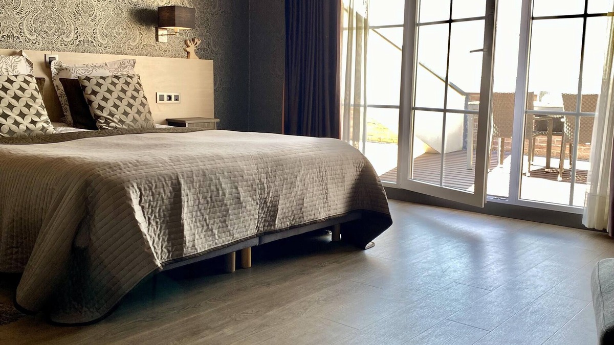 Mariakerke Hotel | Charmehotel Kruishof LuXus