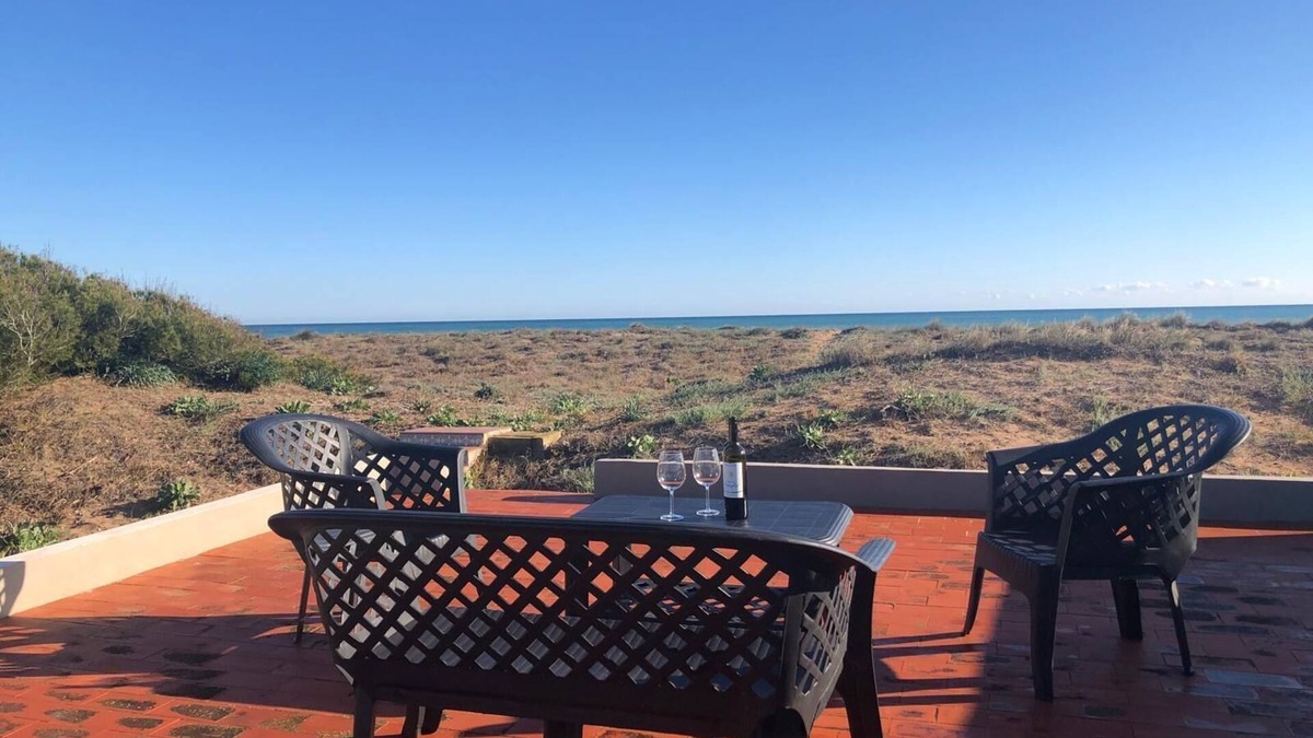 Tavernes de la Valldigna House | Charming vacation home on the beach - with roof terrace - your retreat by the sea