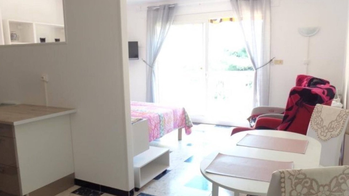 Amelie-les-Bains-Palalda Apartment | Charming F1 with Terrace, Garage, and WiFi - Close to Spa and Town Center in Amélie-les-Bains