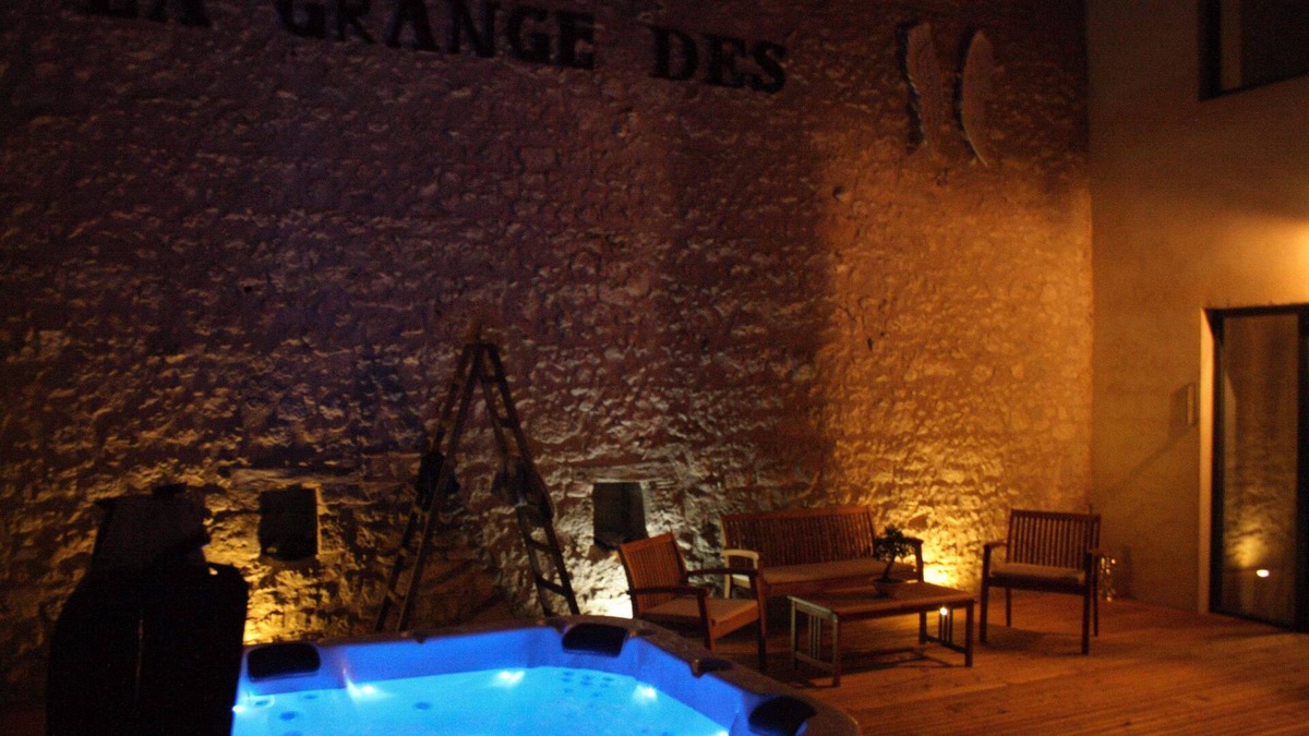 Nojals-et-Clotte Other | Charming stone cottage with private Jacuzzi in Dordogne Périgord