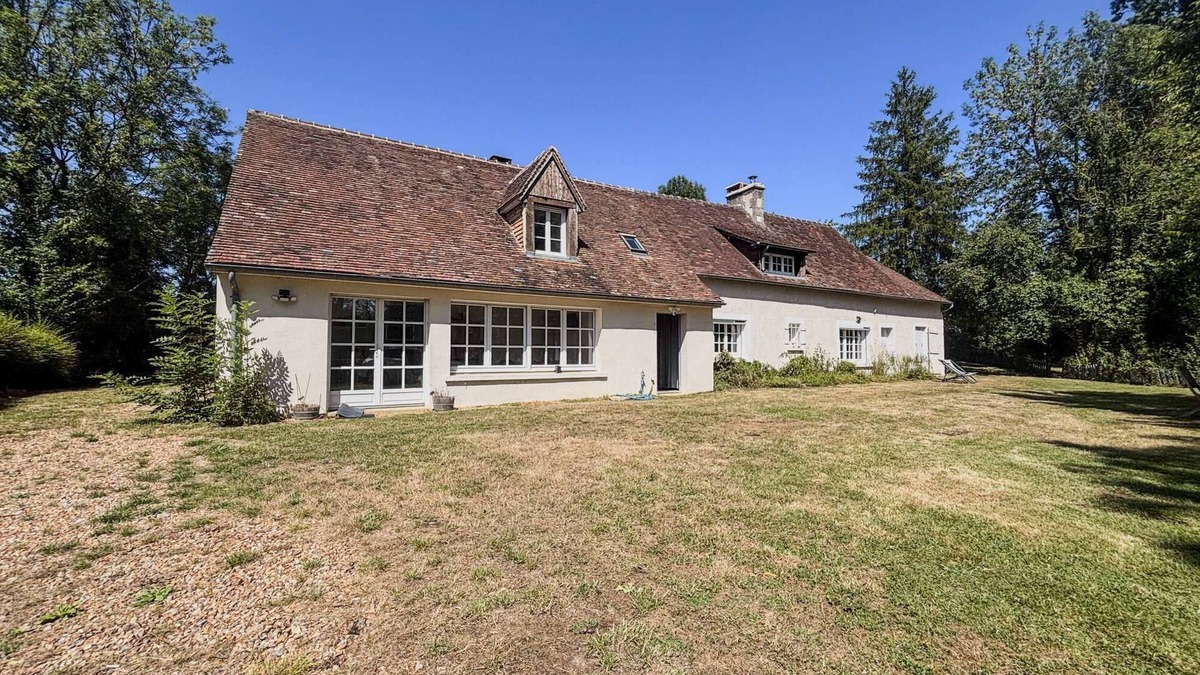 Roullee House | Charming house in the heart of nature