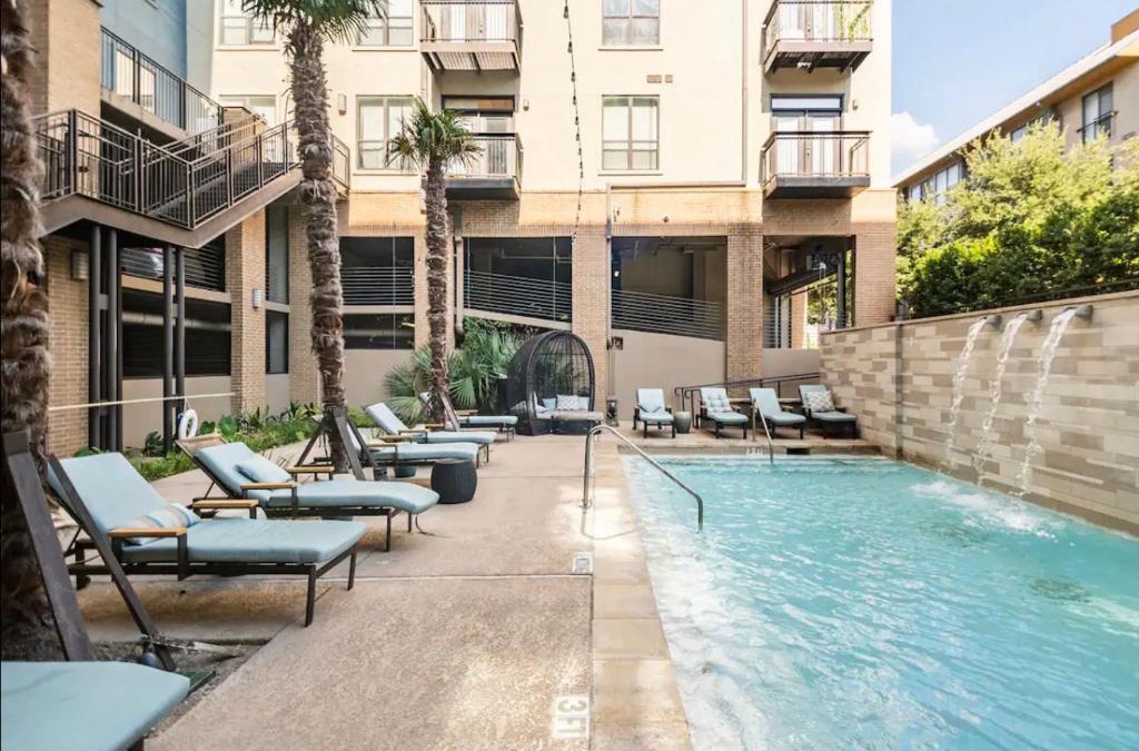 Legacy Park Apartment | Charming 1,100 sq ft apartment near to The Shops at Legacy