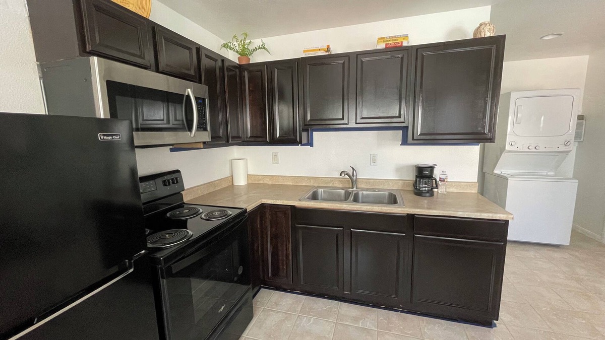 Silverado Ranch House | Charming 1-Bdr Guest House in vibrant Las Vegas with private entrance and patio.