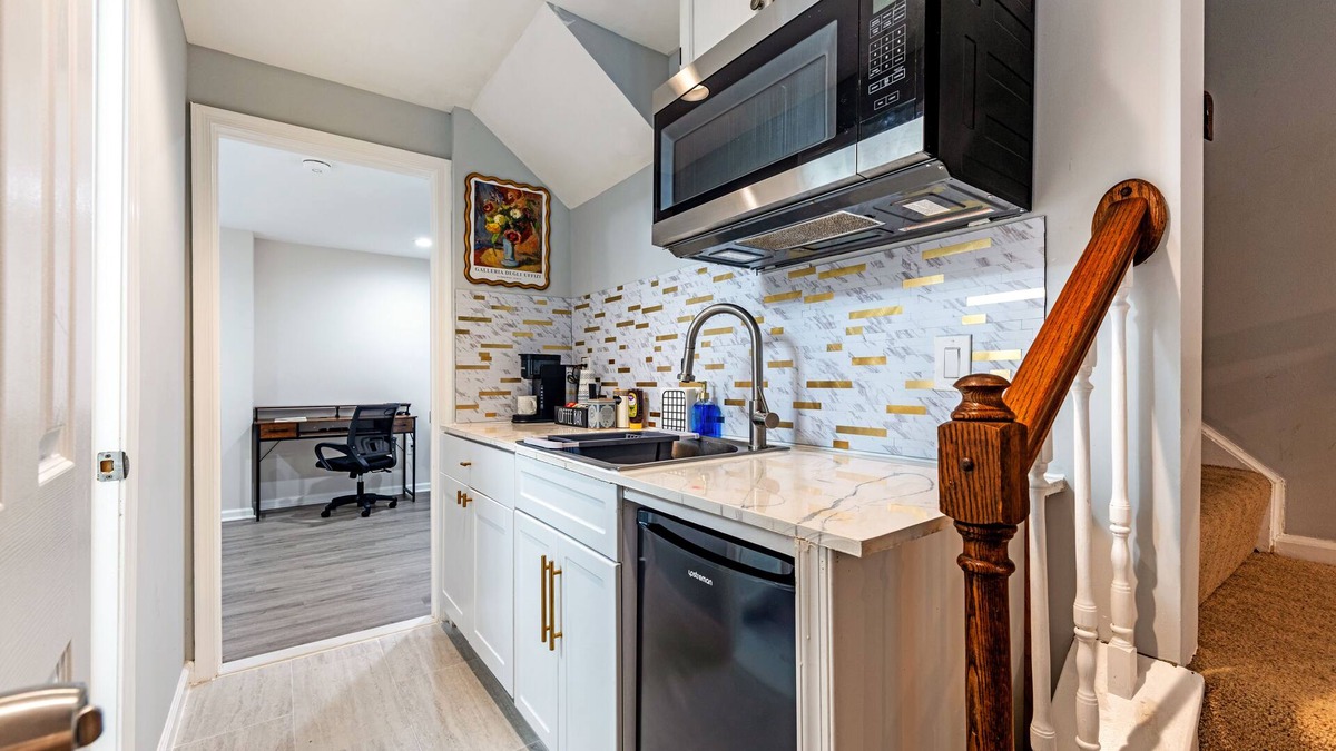 Germantown House | Charming 1 bed, 1 bath in the Heart of Germantown