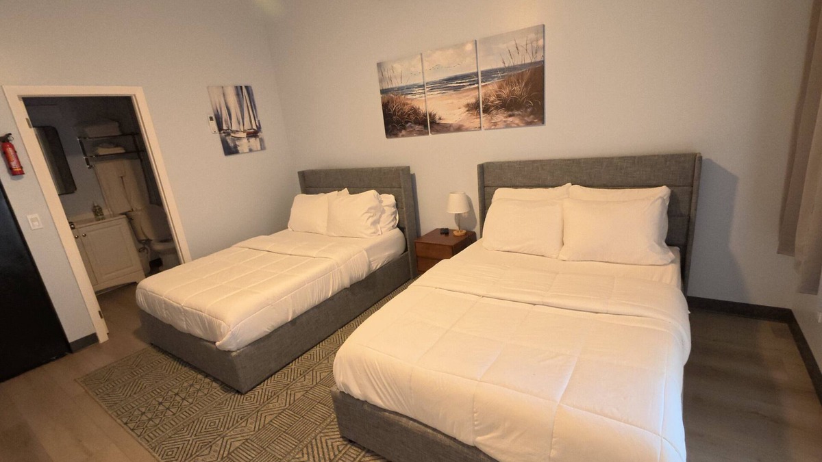 Lubbers Quarters Cay Hotel | Charming 1-bedroom hotel in enchanting Marsh Harbour with AC