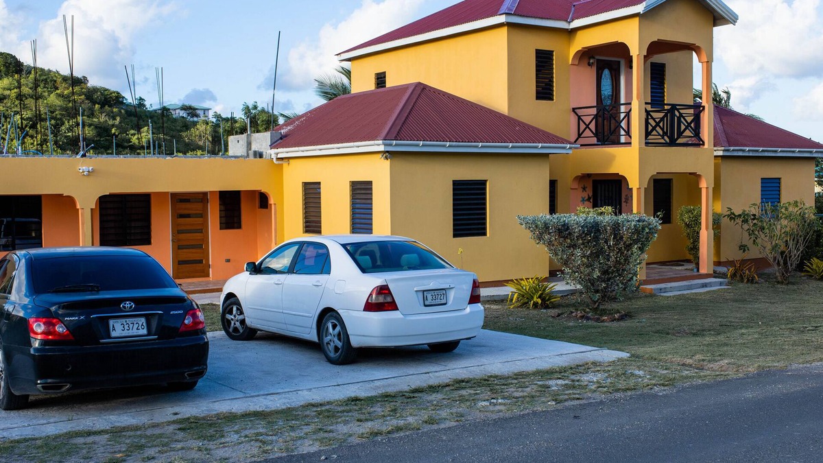 Fitches Creek House | Charming 1-bedroom apartment within St. John’s