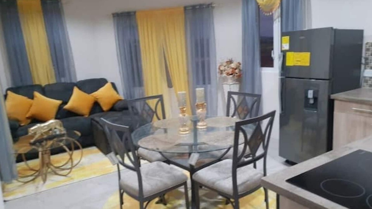 West Coast Apartment | Charming 1-bedroom apartment in Barbados close to U.S. Embassy and Airport