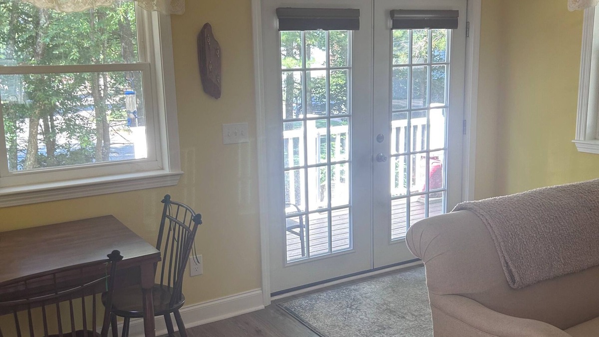 Barrington Apartment | Charming 1-bedroom apartment in welcoming Barrington with AC