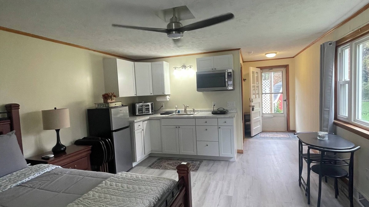 Waynesboro Apartment | Charming 1-bedroom apartment in delightful Waynesboro with WiFi, AC