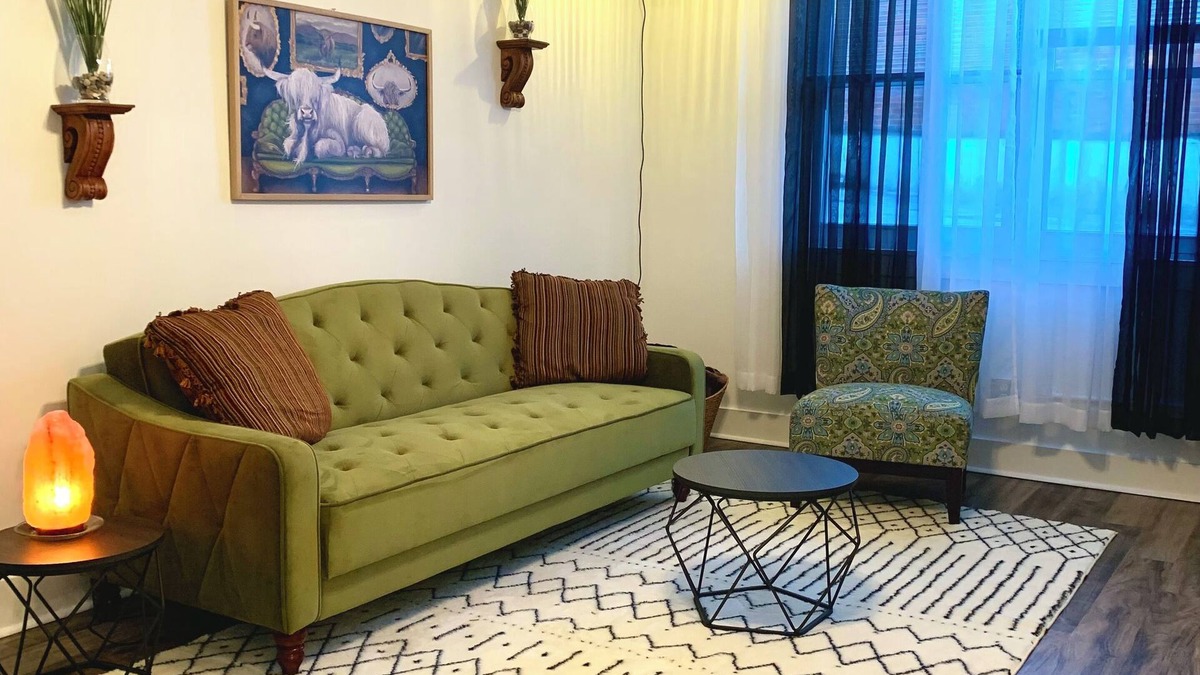 Zionsville Apartment | Charming 1-bedroom apartment with AC, WiFi on Main Street in Zionsville