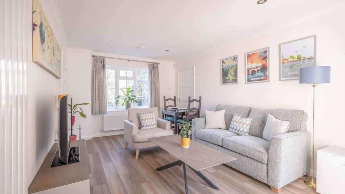 Bray on Thames House | Charming 1-Bedroom Annexe in Windsor