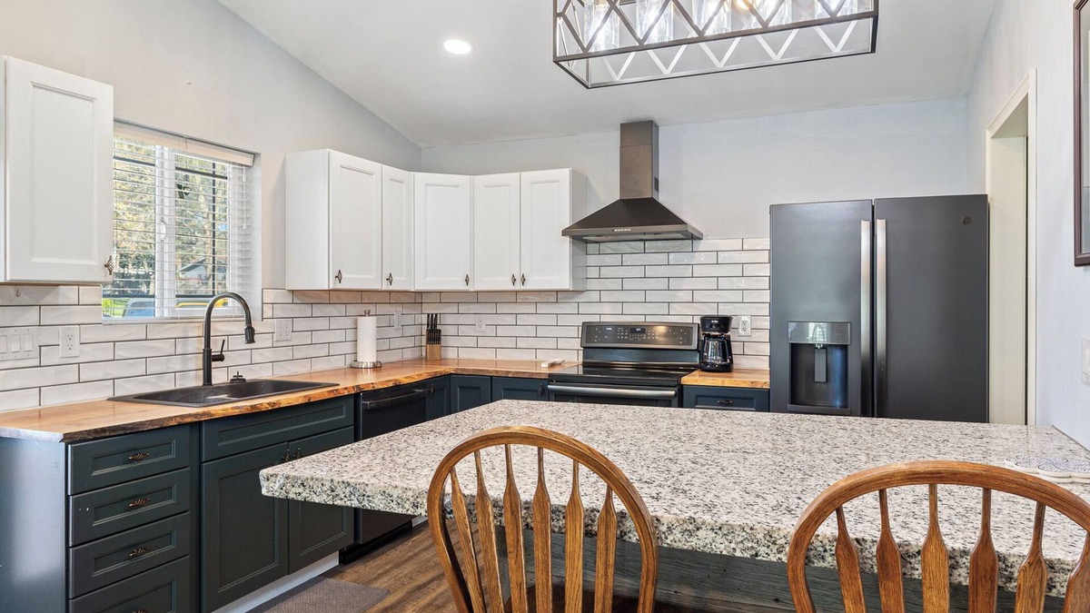 Tri-Cities Apartment | Charming 1-bedroom apartment in Kennewick with WiFi and AC