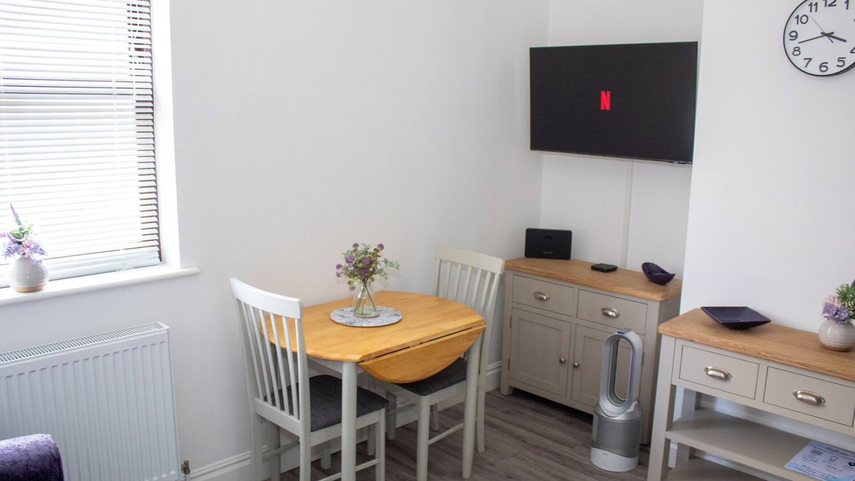 Heybridge Apartment | Charming 1-bedroom apartment in beautiful Maldon with WiFi
