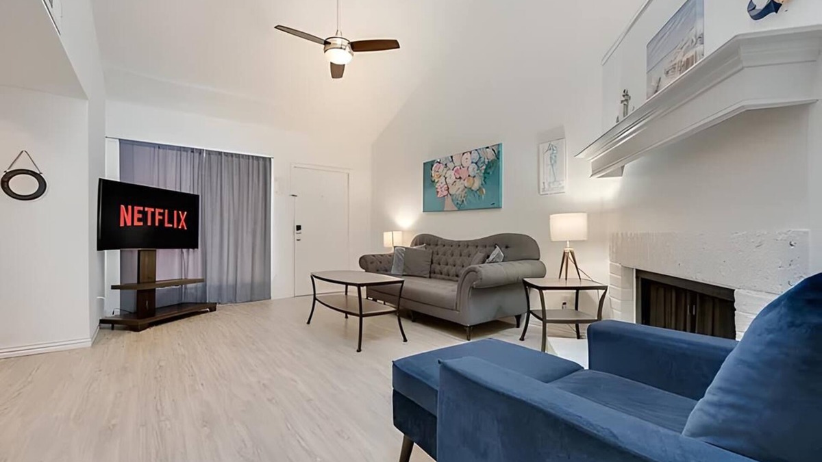 Northeast Dallas Apartment | Charming 1-bedroom apartment in marvelous Dallas with WiFi, AC