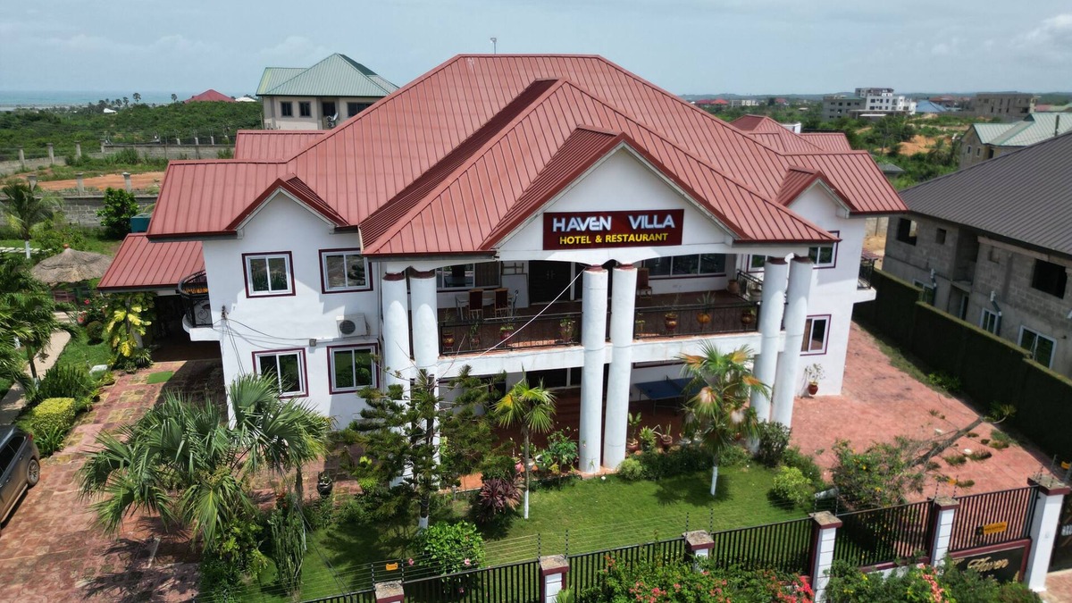 Sekondi-Takoradi Apartment | Charming 1-bedroom apartment in wonderful Takoradi Apowa with fitness room, AC