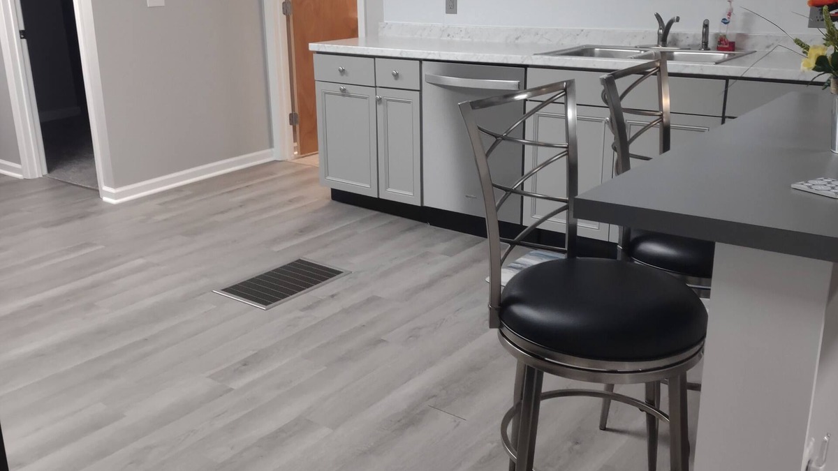 North York Apartment | Charming 1-bedroom apartment in delightful York with WiFi, AC