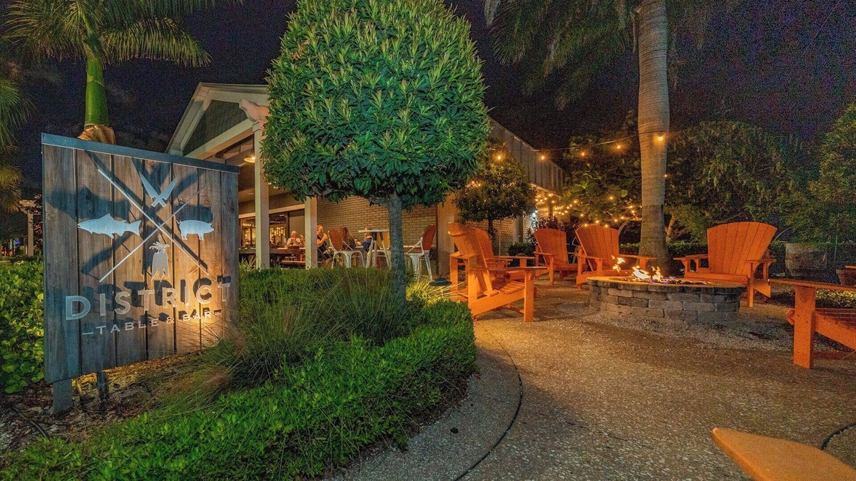 Stuart Cottage | Charming 1-bedroom cottage in Port Salerno Waterfront District with Boat Dock