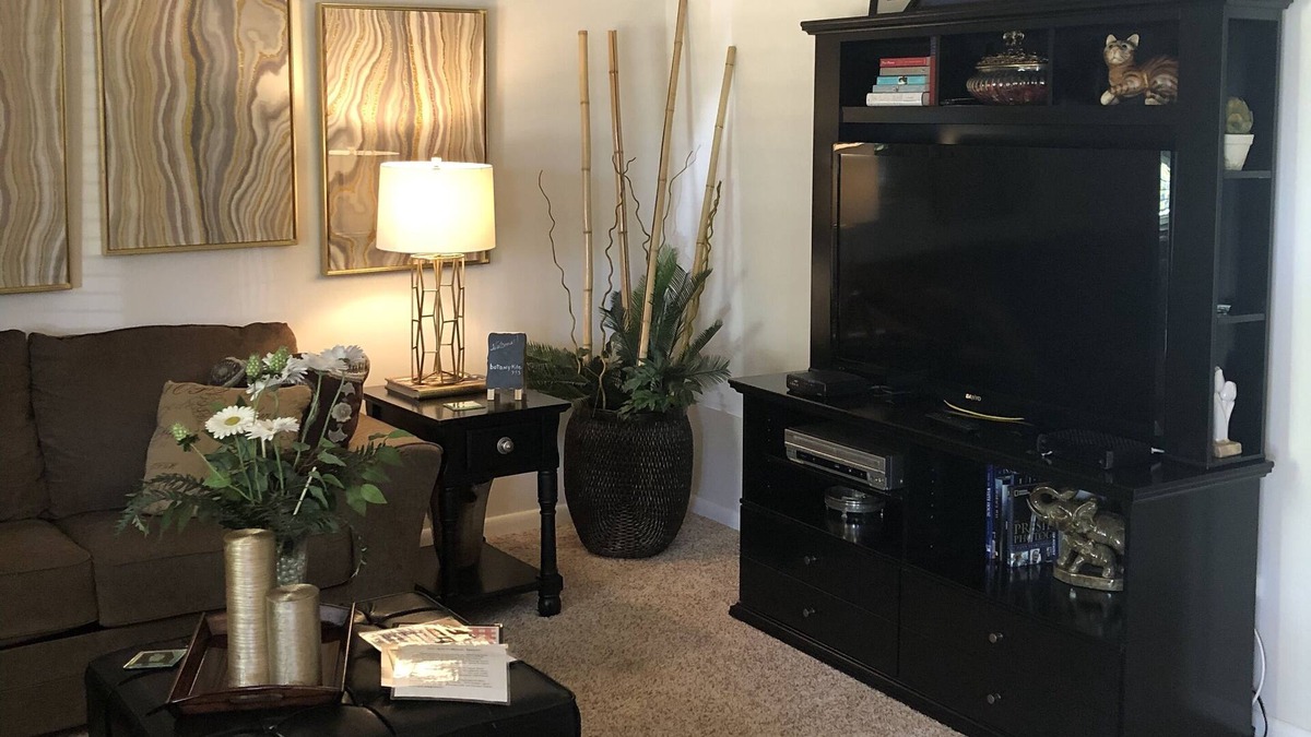 Revelo House | Charming 1 bedroom house adjacent to Stearns Heritage Golf