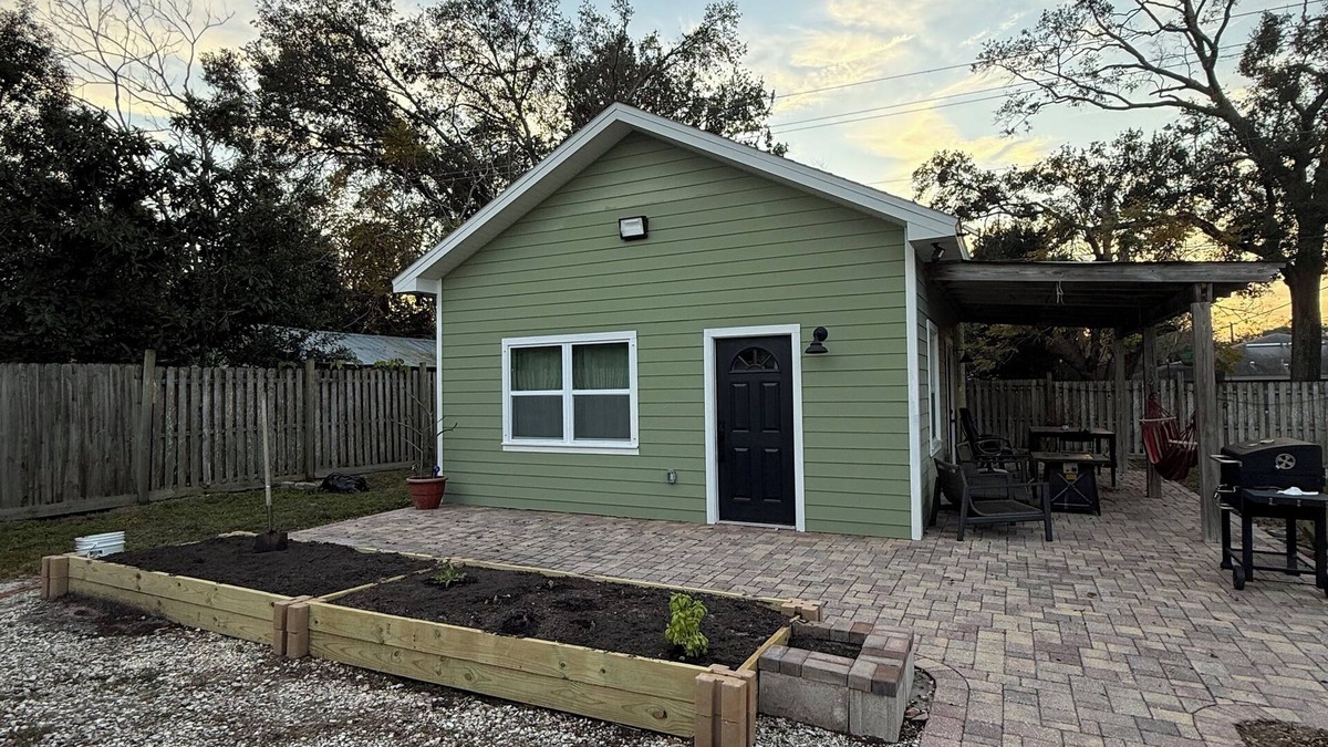 Temple Terrace House | Charming 1-bedroom house in pleasant Tampa with AC, WiFi
