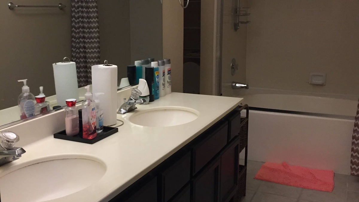 Quartz Hill House | Charming 1-bedroom in the gated community house with AC and WiFi in Palmdalenn