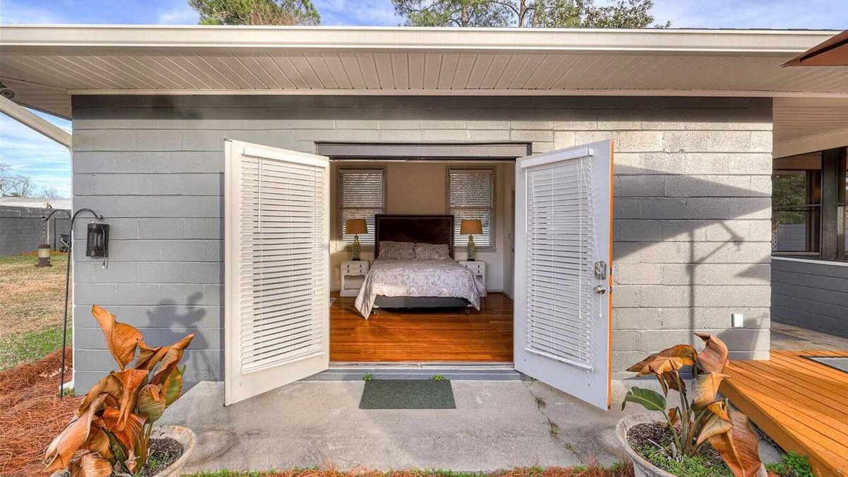 Waynesboro Apartment | Charming 1-bedroom studio in Waynesboro with WiFi, AC & Pool!