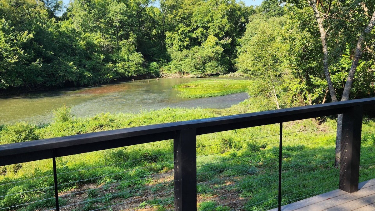 Caddo Valley House | Charming 1-bedroom house in Caddo Valley on the bank of the Caddo River