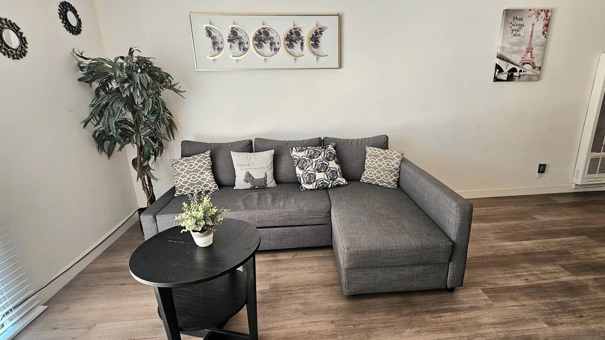 Koreatown Apartment | Charming 1-bedroom Apartment near Silverlake
