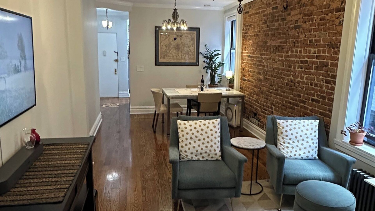 Manhattan Valley Condo | Charming 1-bedroom walkup condo in UWS New York with WiFi, AC, & chef's kitchen.