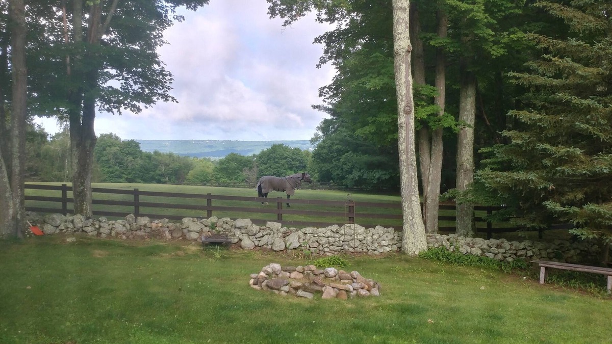 Woodbury House | Charming 1760 Cape Nestled in the Foothills of Litchfield County