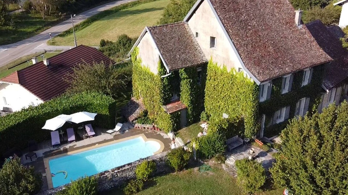 Vallieres House | Charming 17th century manor house