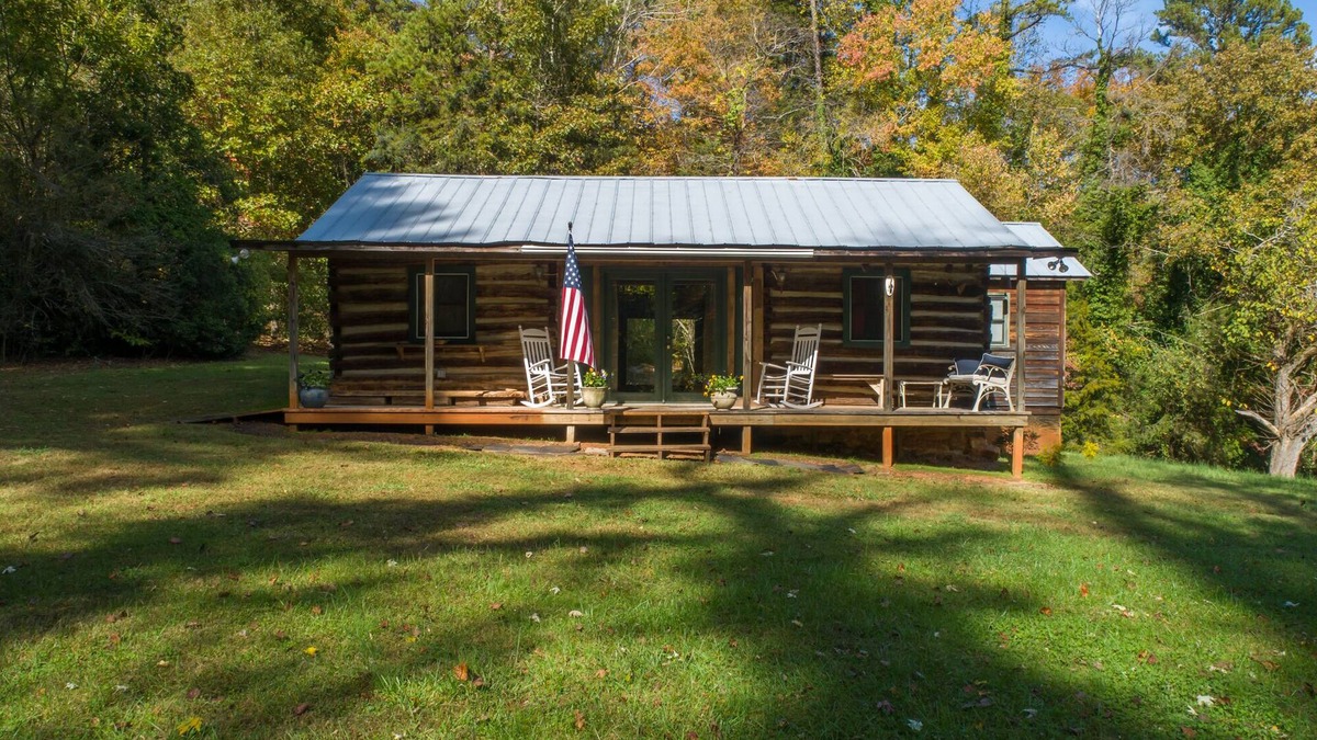 Rutherfordton Cabin | Charming 1892 Log Cabin in the Blue Ridge Mountains foothills