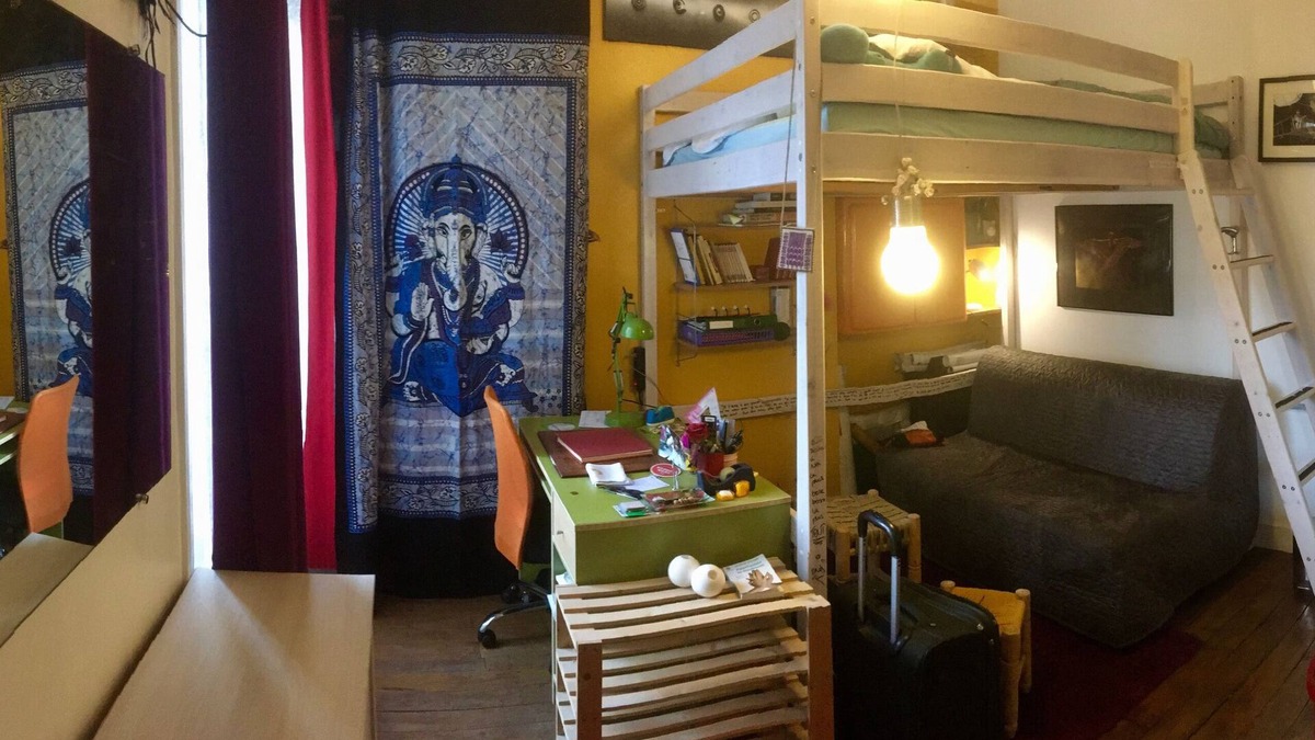 Quartier de Rochechouart House | Charming 18m2 private room sleeping 1 to 4 with bathroom at the foot of Montmartre.
